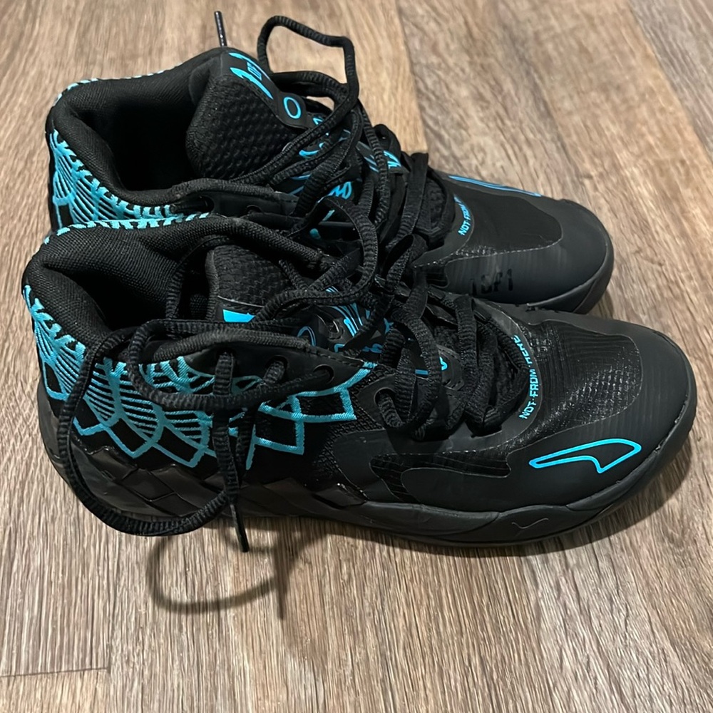Melos
